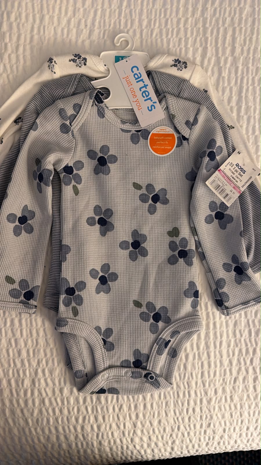 Kit 3 Bodys Manga Longa Bebê Menina Carter's Floral e Listrado